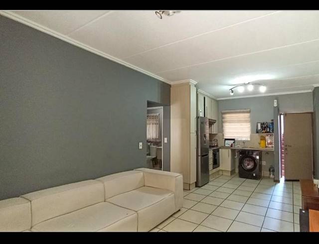 1 BEDROOM APARTMENT FOR SALE IN BEVERLEY